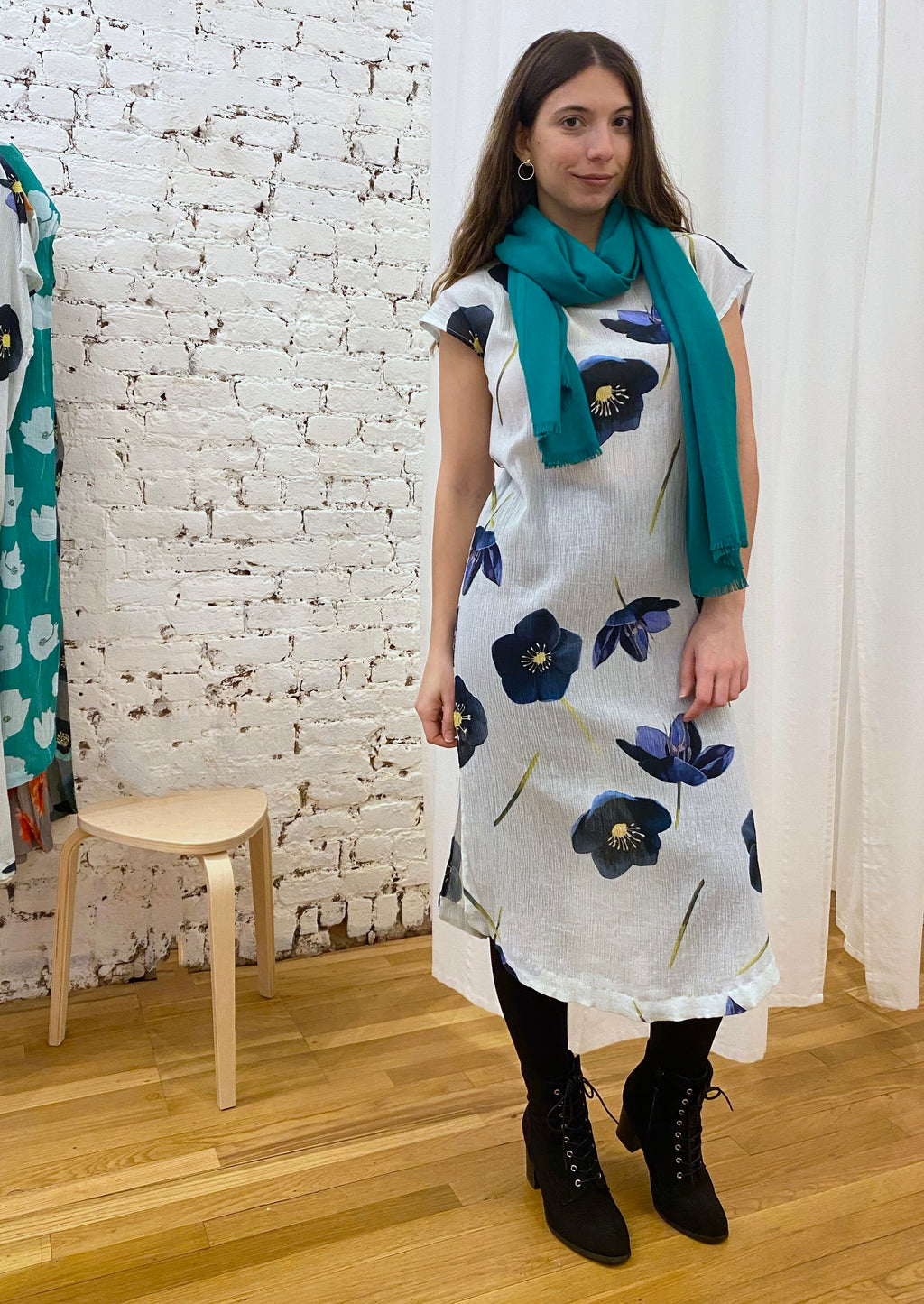 Caftan in Cotton Crepe: Black Hellebore on Snow