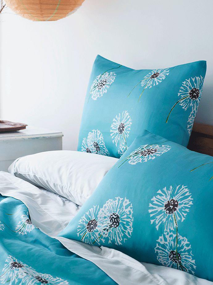 Sham: Dandelions on Aqua-India & Purry