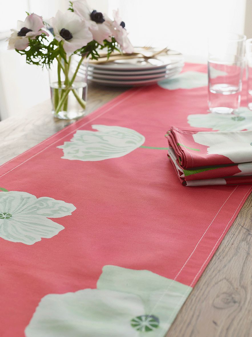 Table Runner: White Poppies on Pink-India & Purry